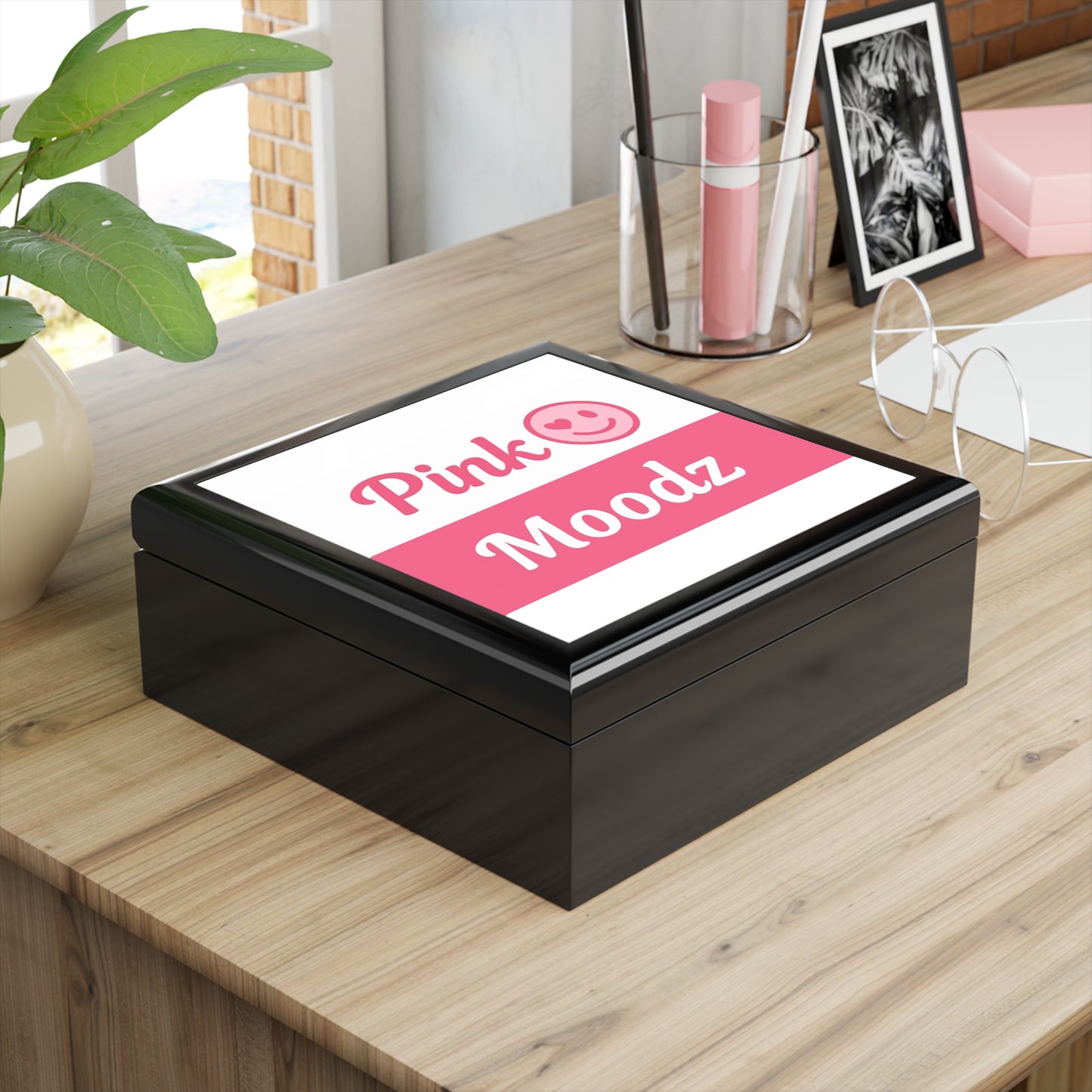 Pink Moodz Jewelry Box - Stylish Storage for Accessories